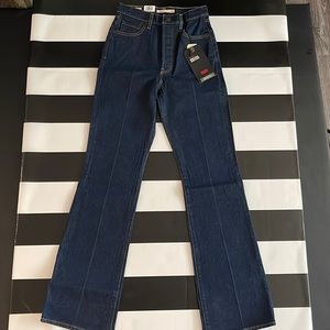PREMIUM LEVIS RIBCAGE BOOTCUT